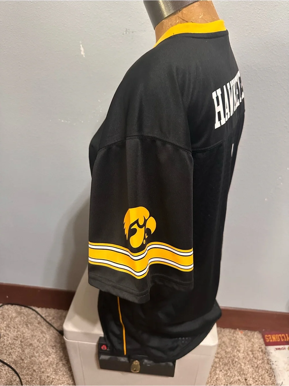 Rivalry Threads Iowa Hawkeyes #1 YXL Football Jersey